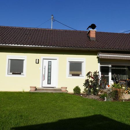 Ferienwohnung Stichauner Bodensdorf Szoba fotó